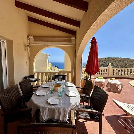 Sally Salco La Cumbre Holiday home